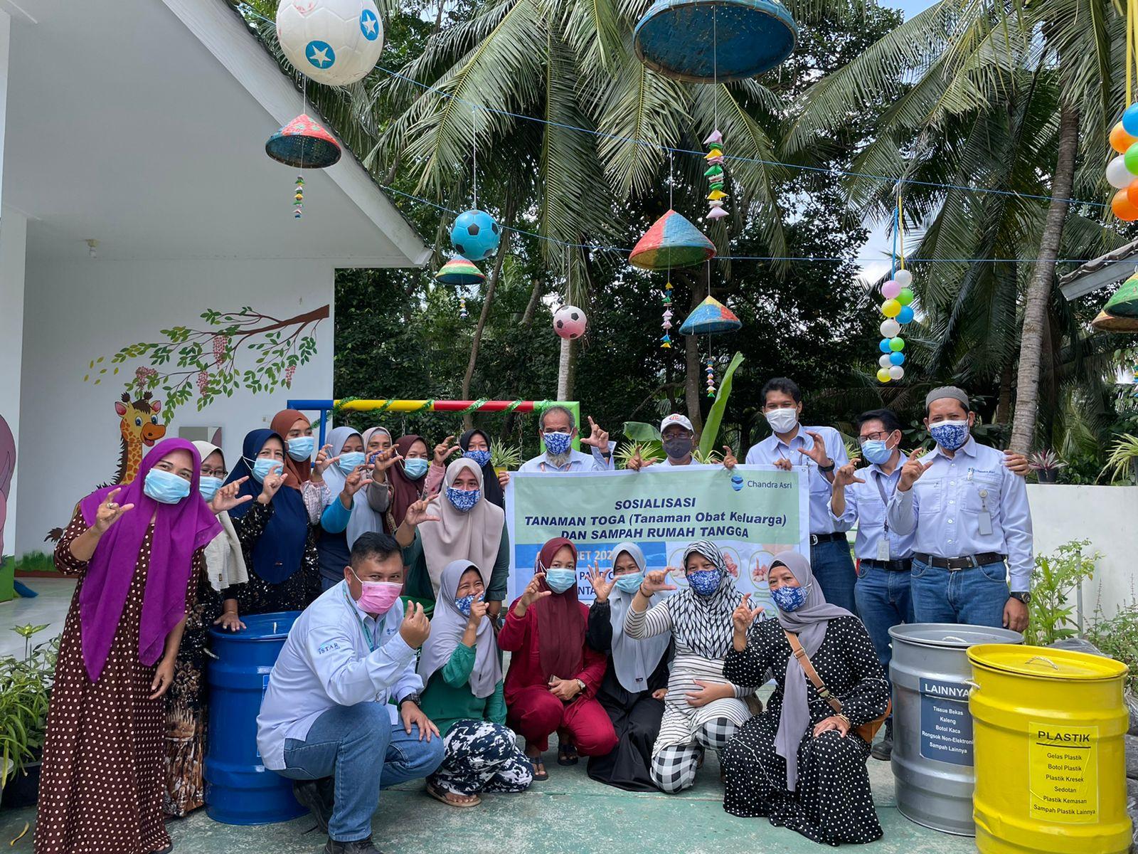 Chandra Asri Adakan Edukasi Terkait Kehati dan Demonstrasi Pemadaman Api untuk Masyarakat