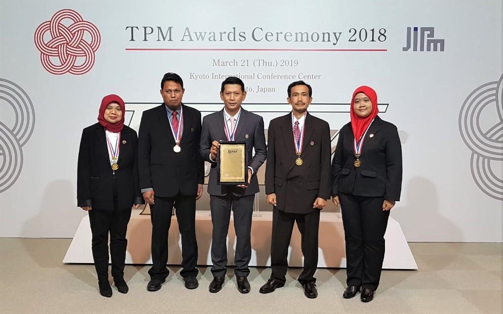Monomer Plant Chandra Asri Terima TPM Excellence Award di Kyoto