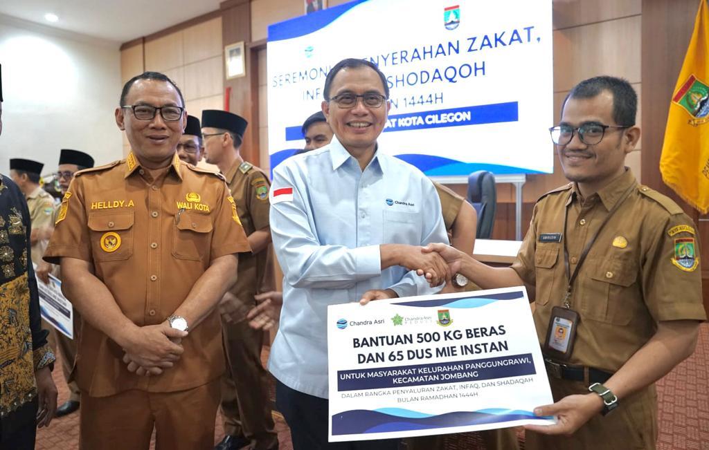 Chandra Asri Salurkan ZIS untuk 10 Kelurahan di Cilegon